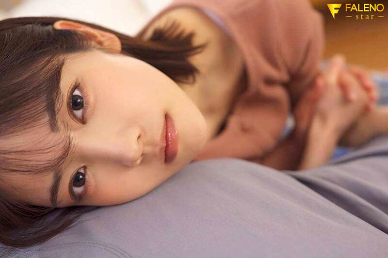 Cô bạn gái xinh dâm là diễn viên JAV Karen Kaede